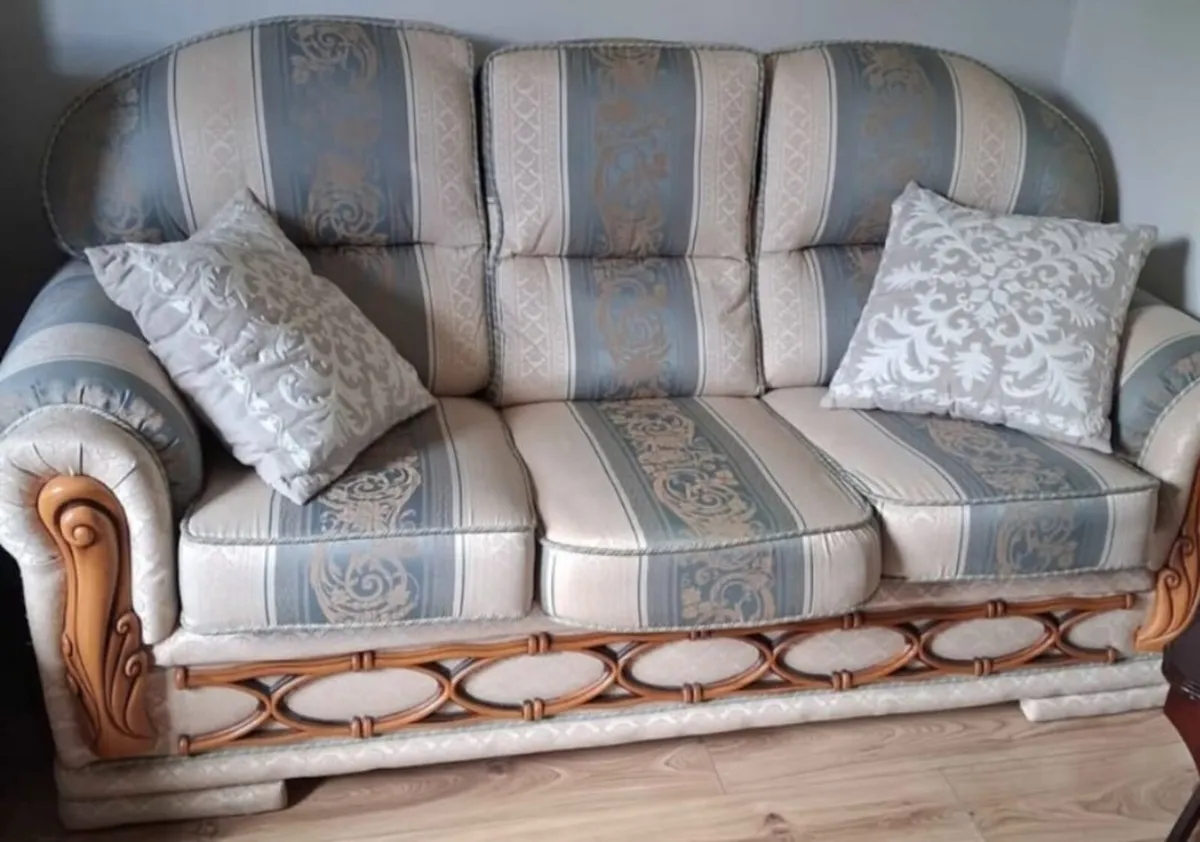 Couch - Image 1
