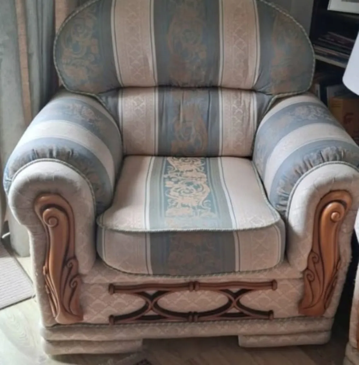 Couch - Image 2