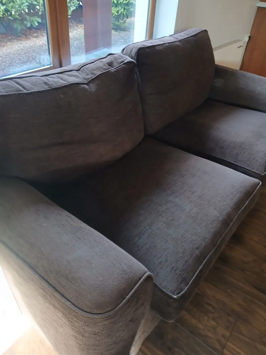 Couch - Image 2