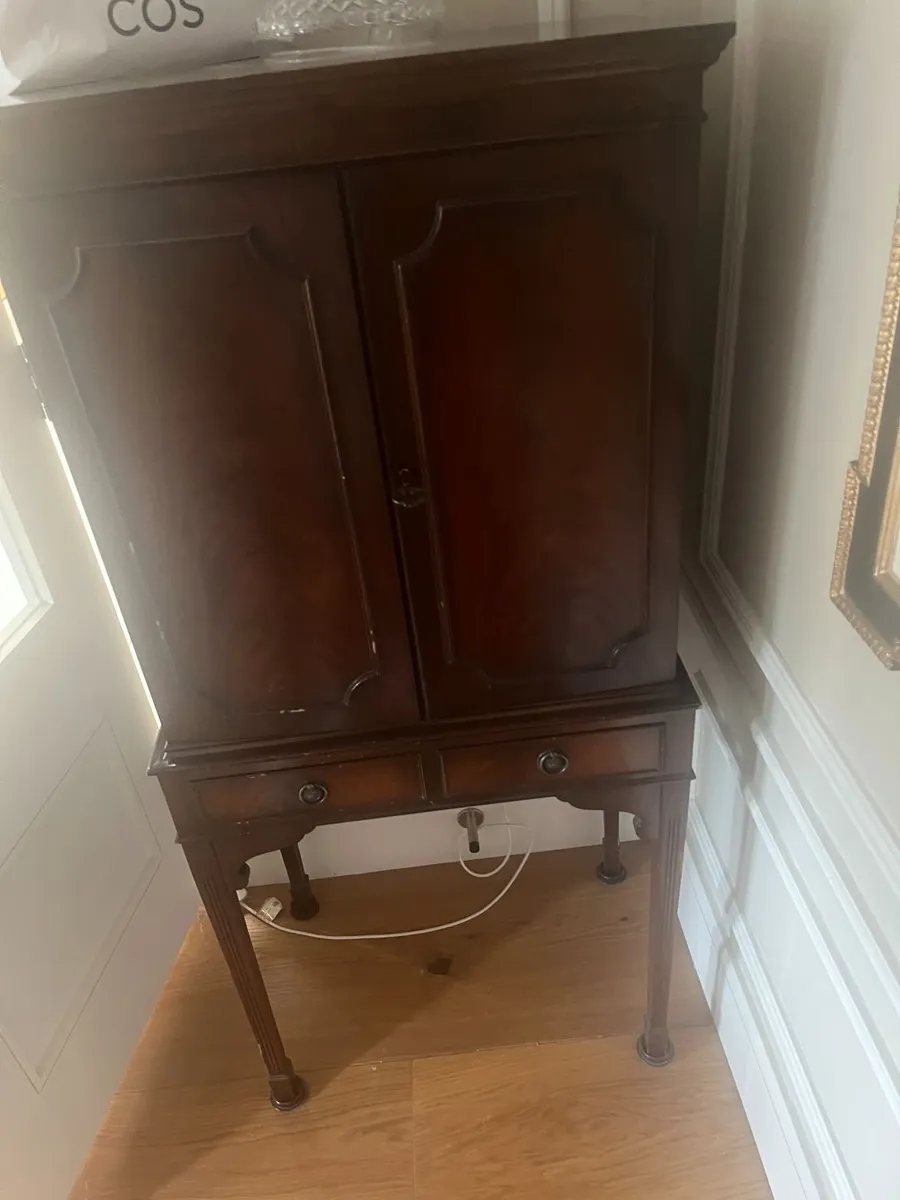 Furniture - Image 3