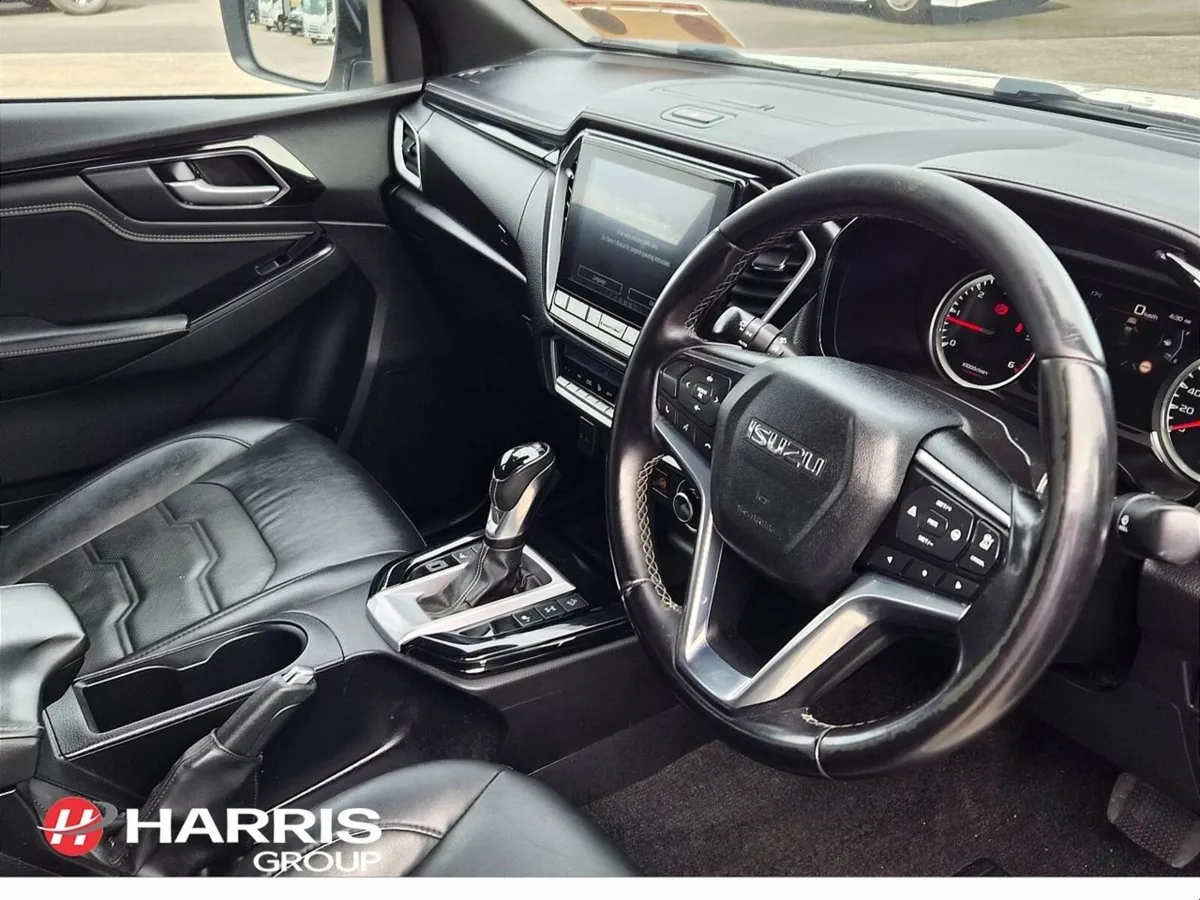 Isuzu D-Max LX DOUBLECAB AUTO @ HARRIS RETAIL - Image 2