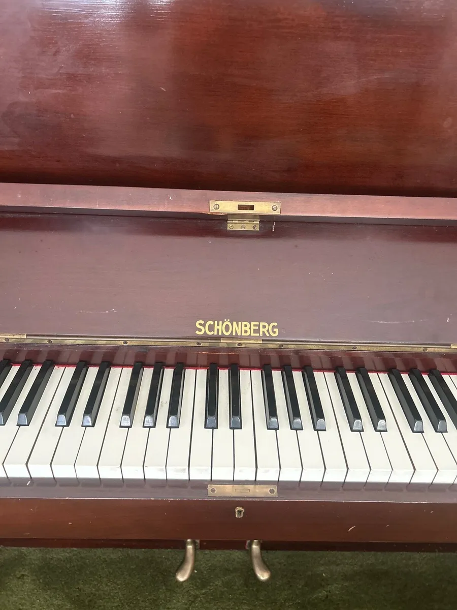 Piano - Image 1