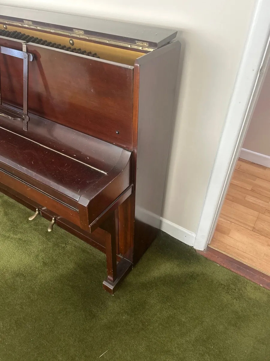 Piano - Image 4
