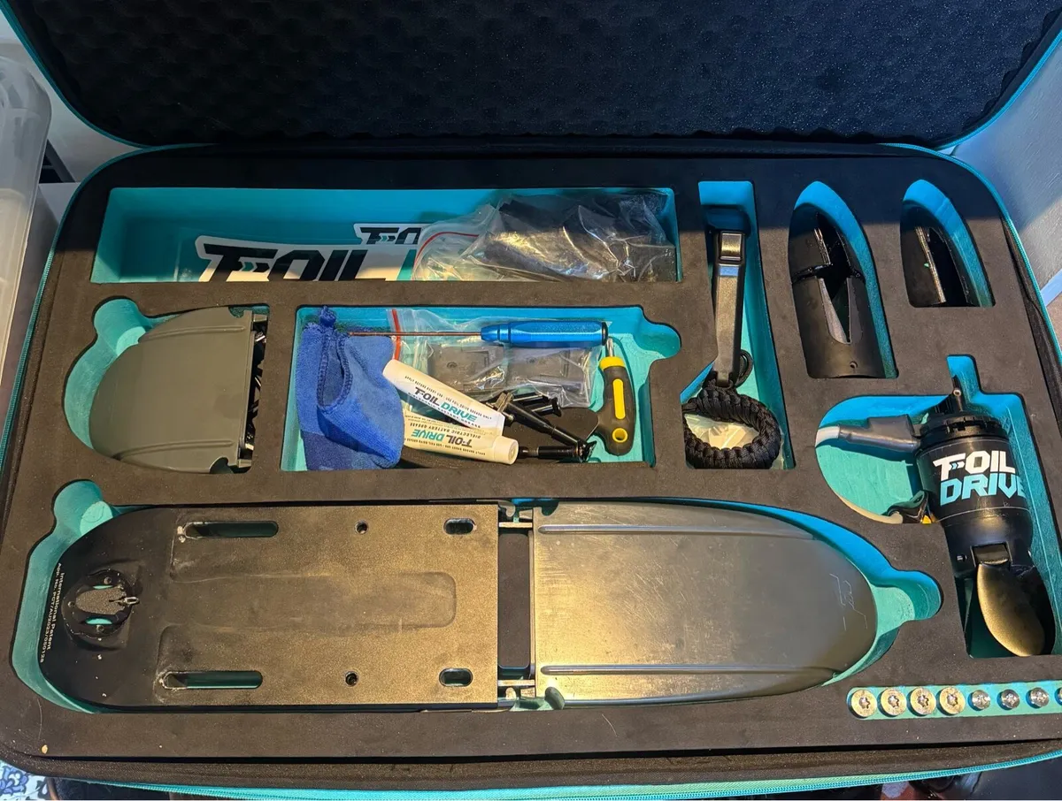 Foil Drive Gen 2 with 3 Batteries - Image 3