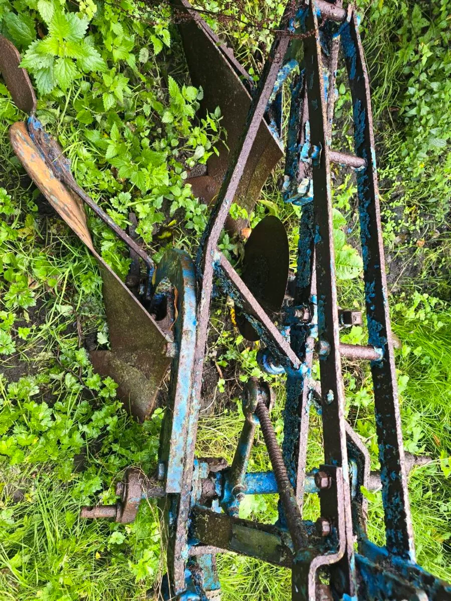 Vintage plough and scuffler - Image 2