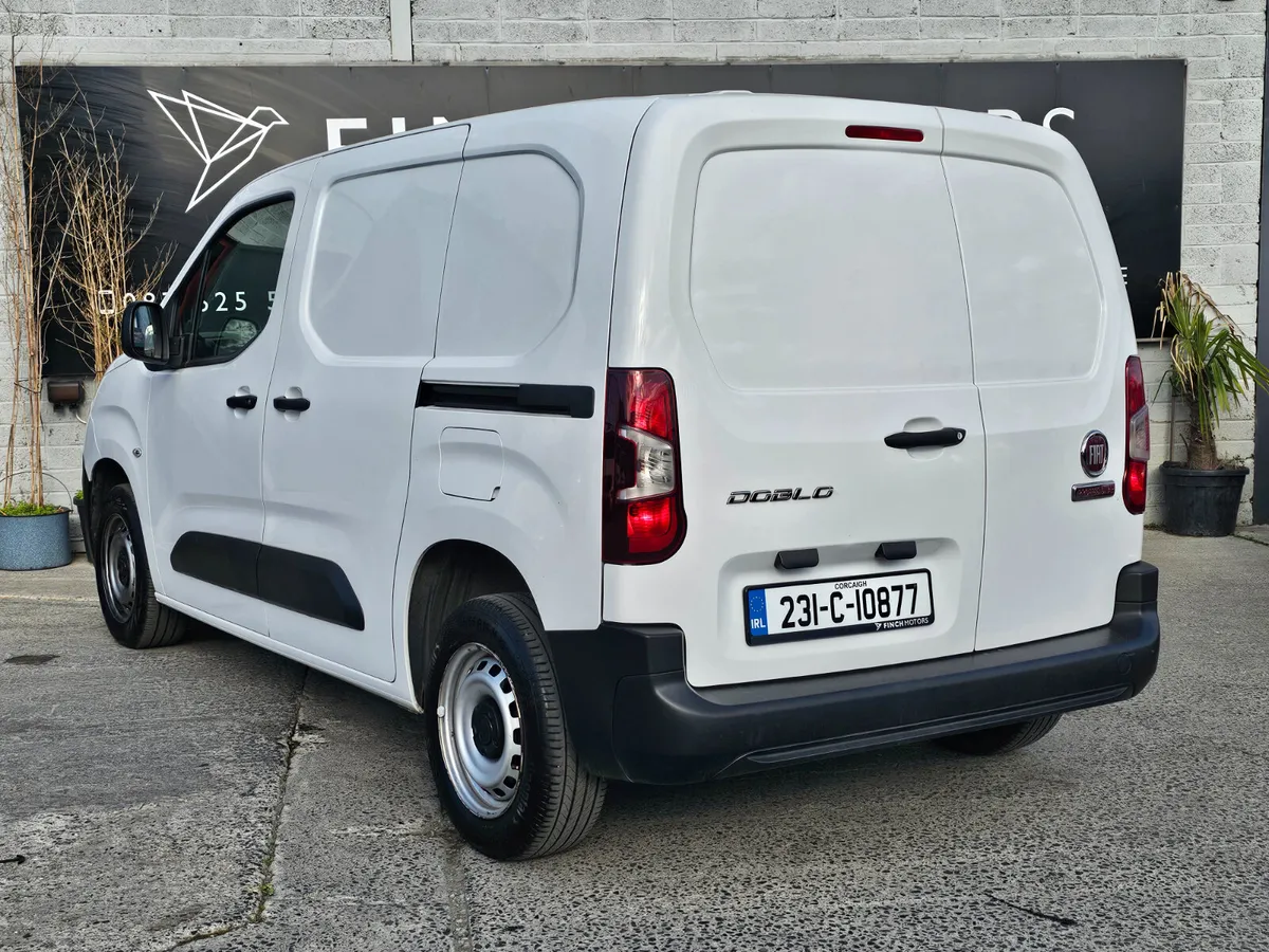 FIAT DOBLO PRO // 3 SEATS // AIR CON - Image 4