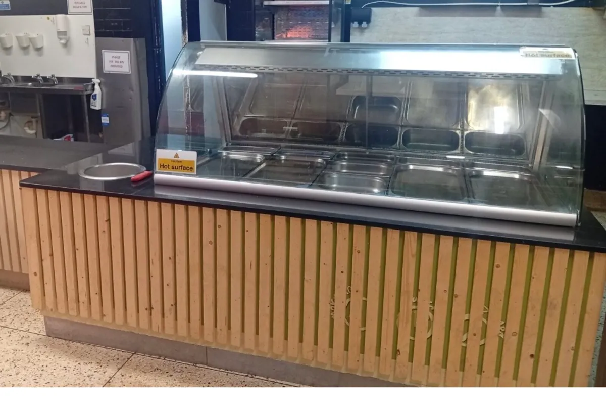Counter and fridge - Image 1
