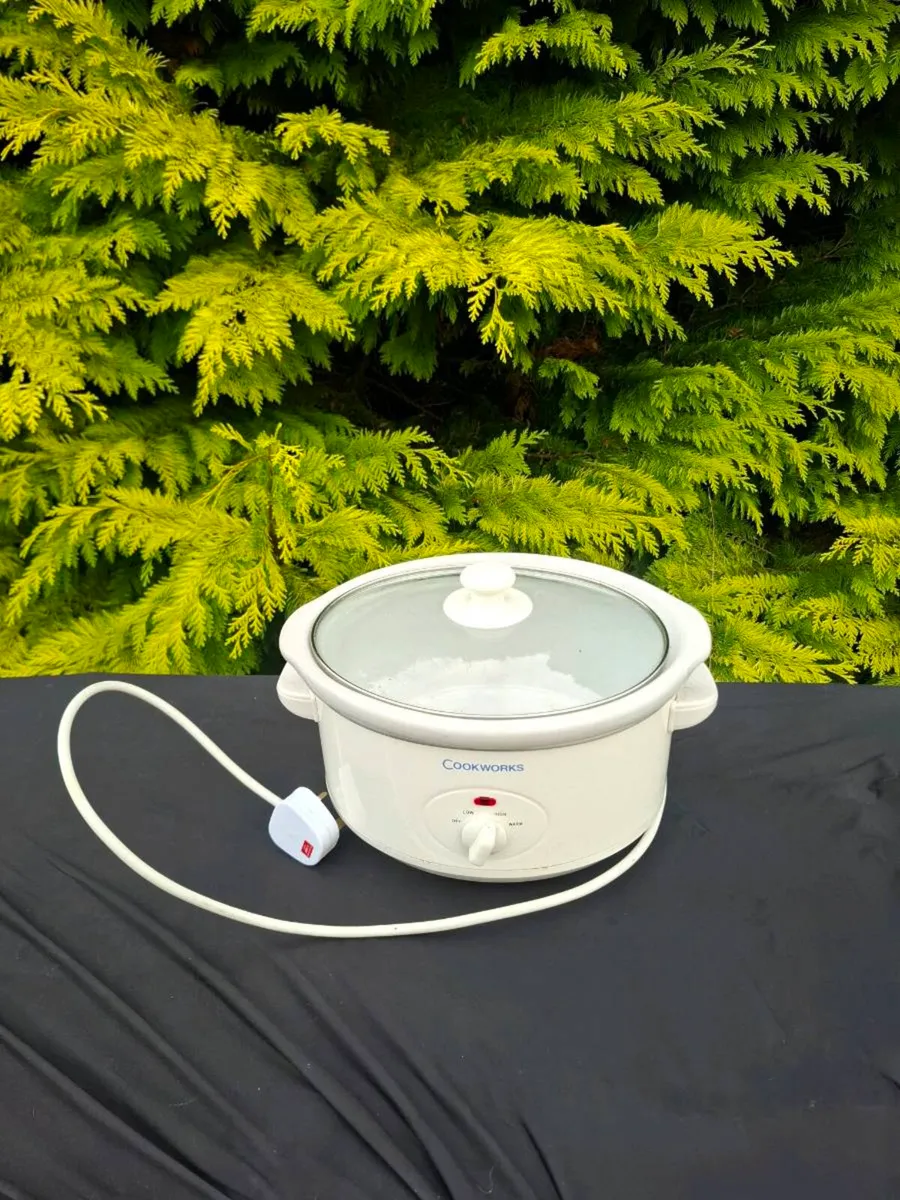 Electric slow cooker - Image 1