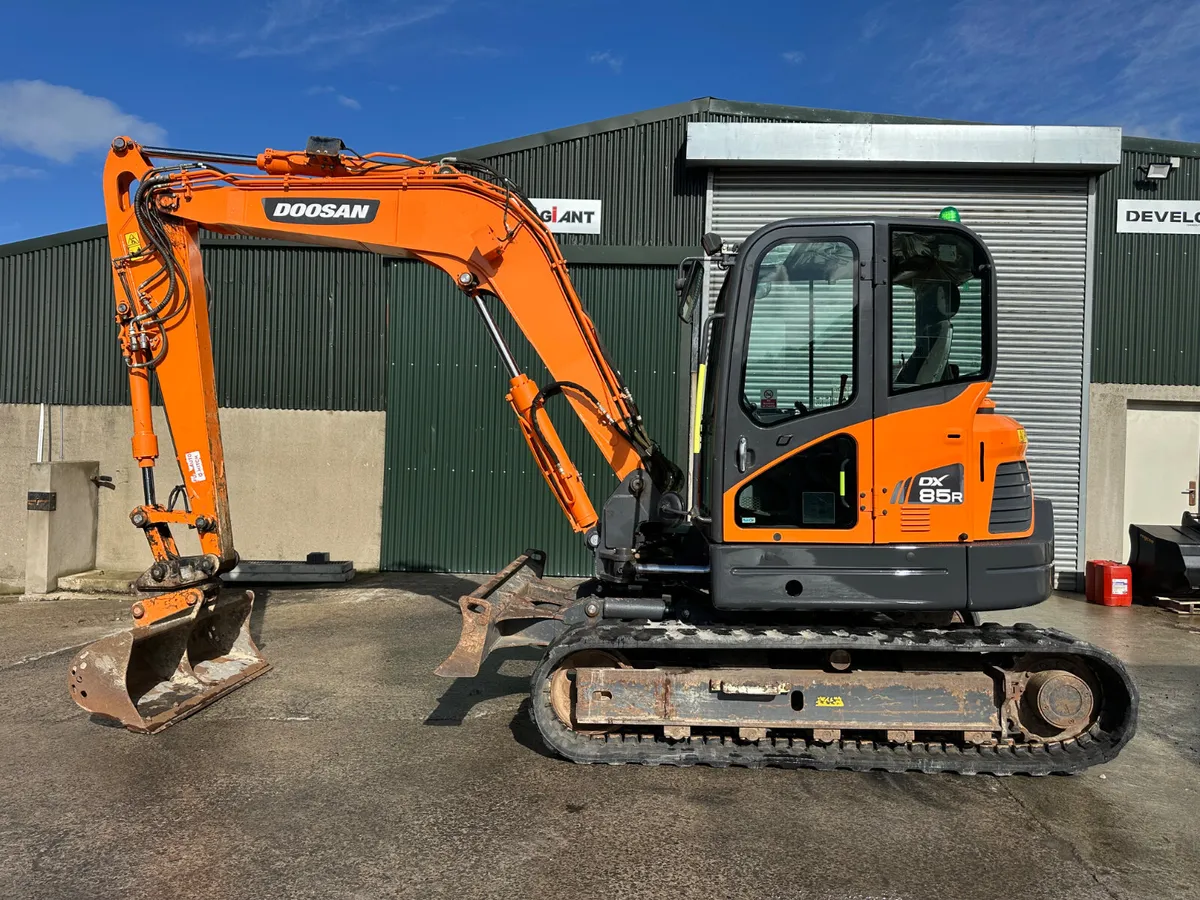 Plant machinery - Image 1
