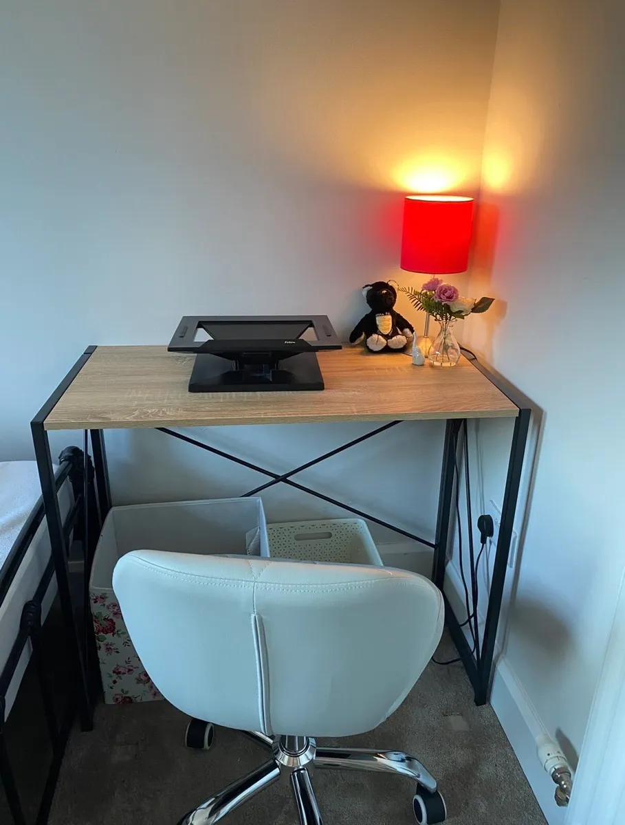 Desk and Office Chair - Image 1