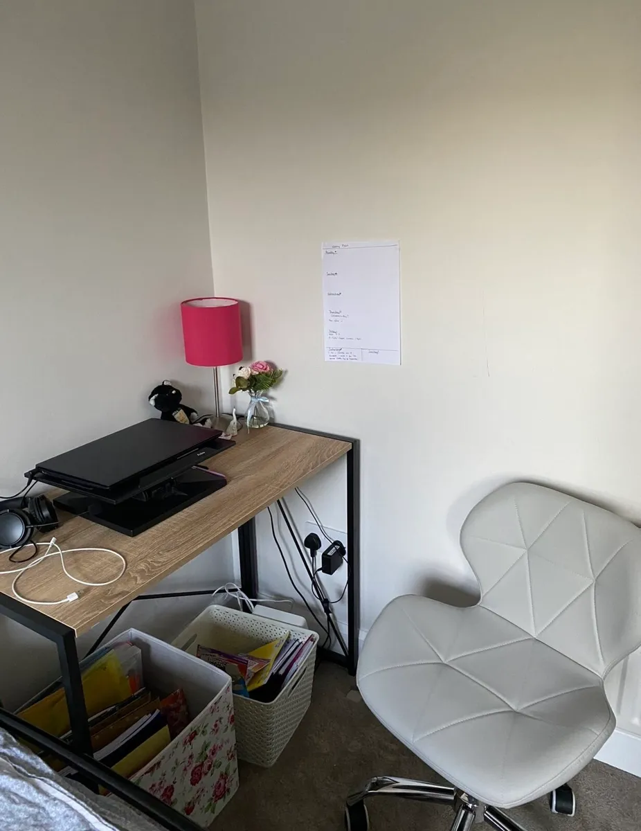 Desk and Office Chair - Image 2
