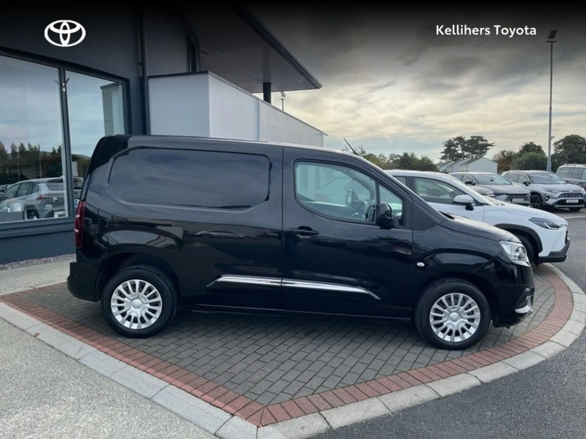 Toyota Proace City BUY & FLY SALE!!! - Image 3