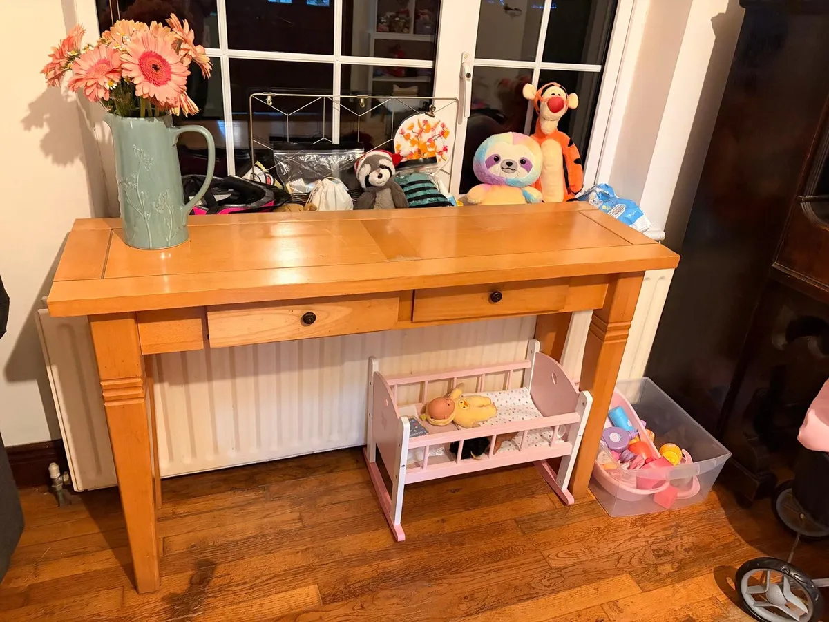 WOODEN CONSOLE TABLE - Image 2