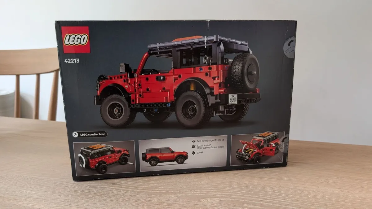 LEGO Technic Ford Bronco SUV (42213) – Brand New - Image 3