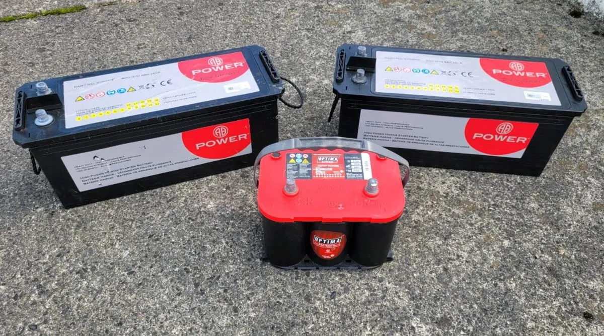 Battery's - Image 1