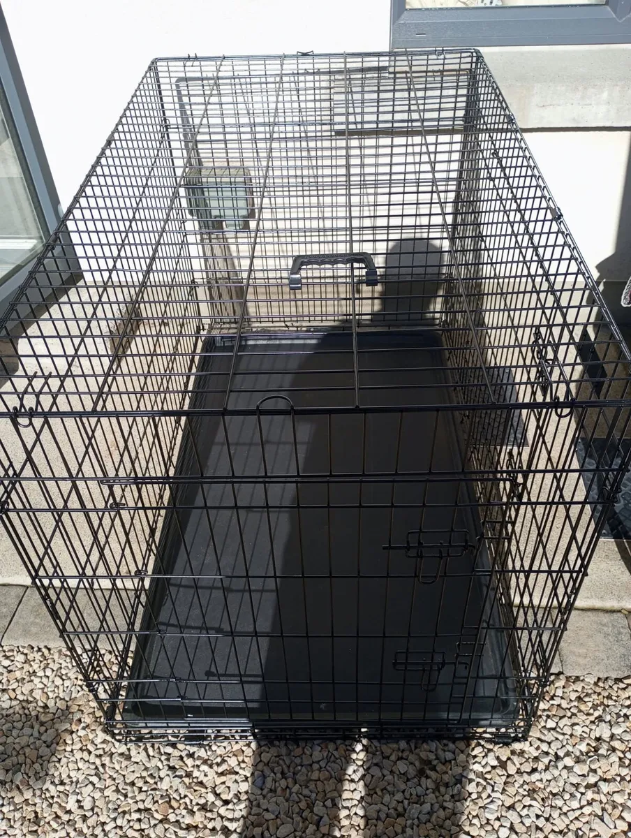 Extra large dog travel crate. - Image 1