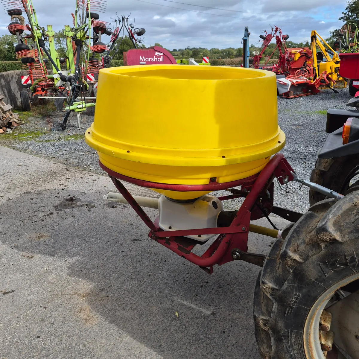 Agrex Fertiliser Sower - Image 4