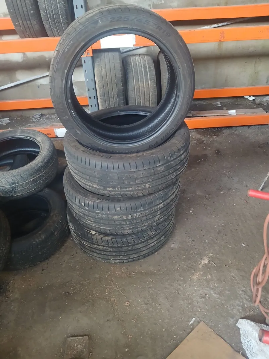 selling tyres - Image 3