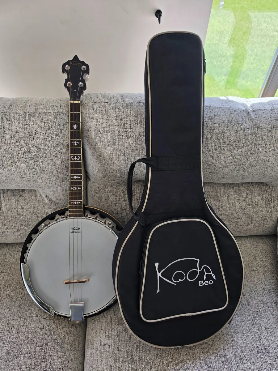Banjo - Image 1
