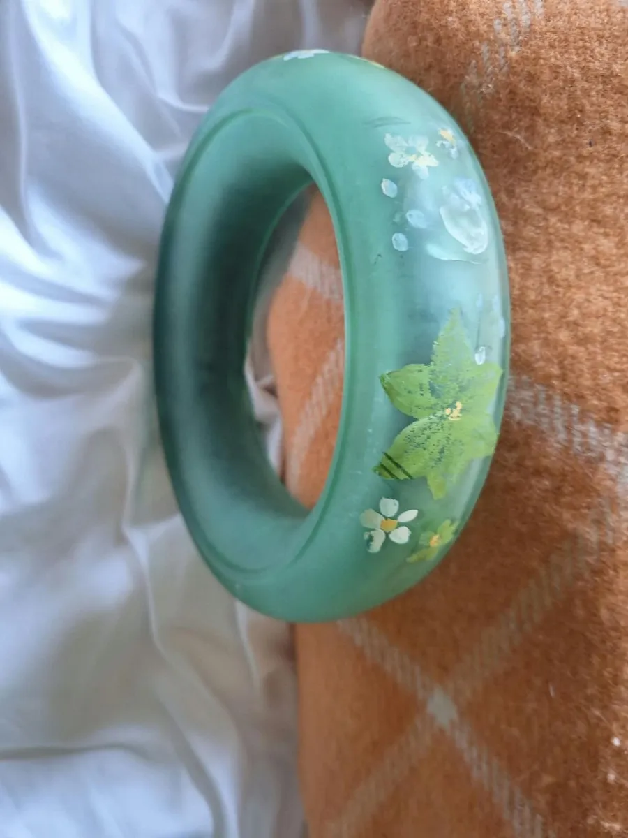 Antique Bagley Frosted Green Uranium Glass Ring - Image 1