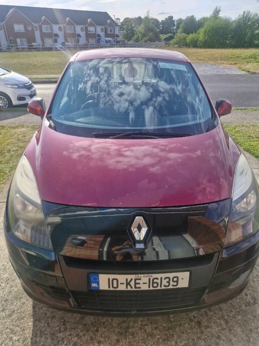 2010 Renault Scenic 1.5 dCi manual - Image 3