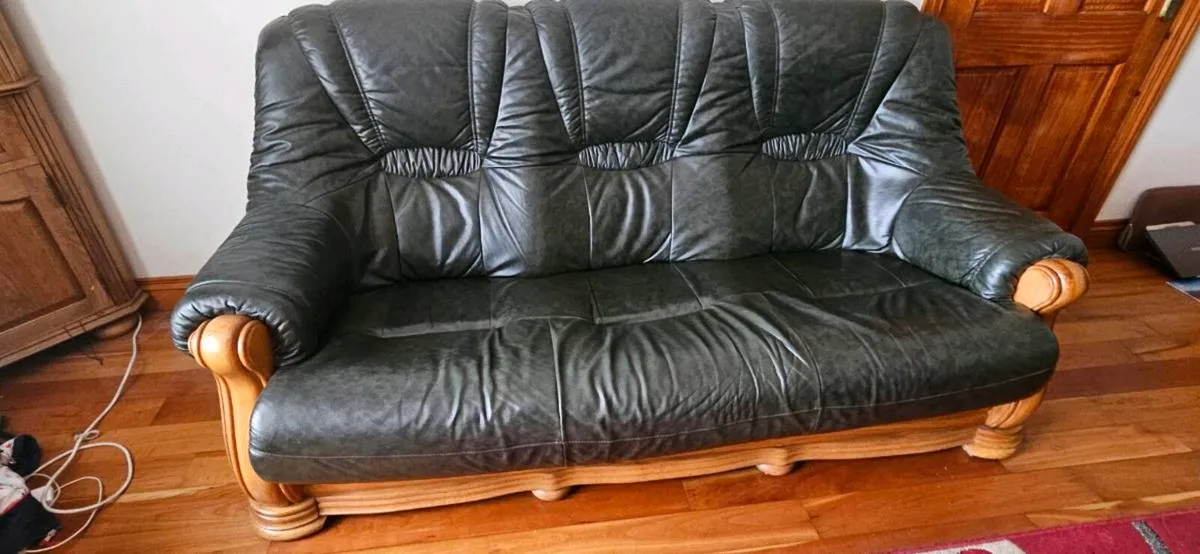 Leather  sofa and chairs - Image 1