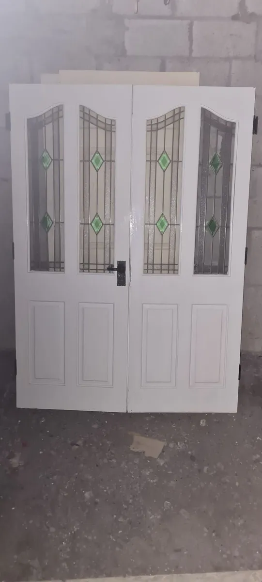 Double Pine internal partition doors 141cm x 196cm - Image 1