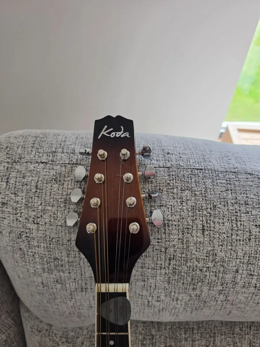 Mandolin - Image 3