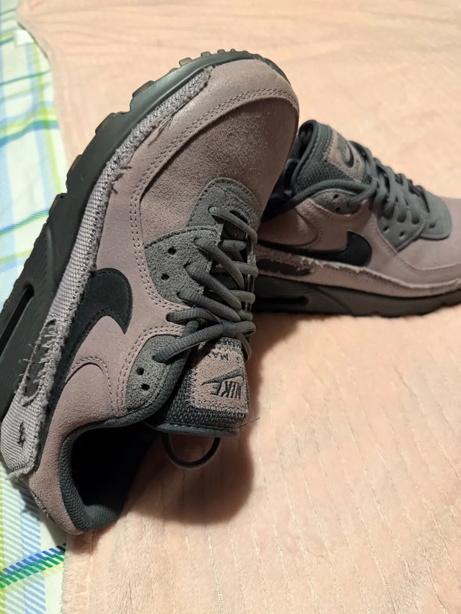 Nike runners - Image 2