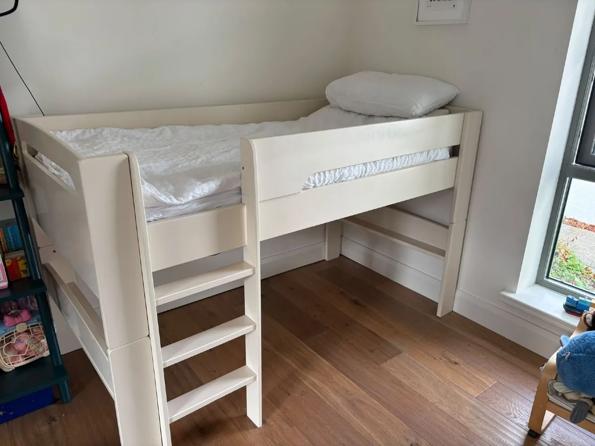 Single Cabin / Mid Sleeper Bed - Image 2