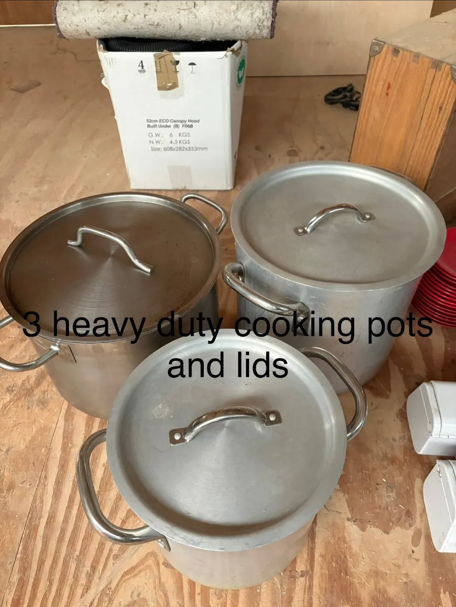 Restaurant contents - Image 1