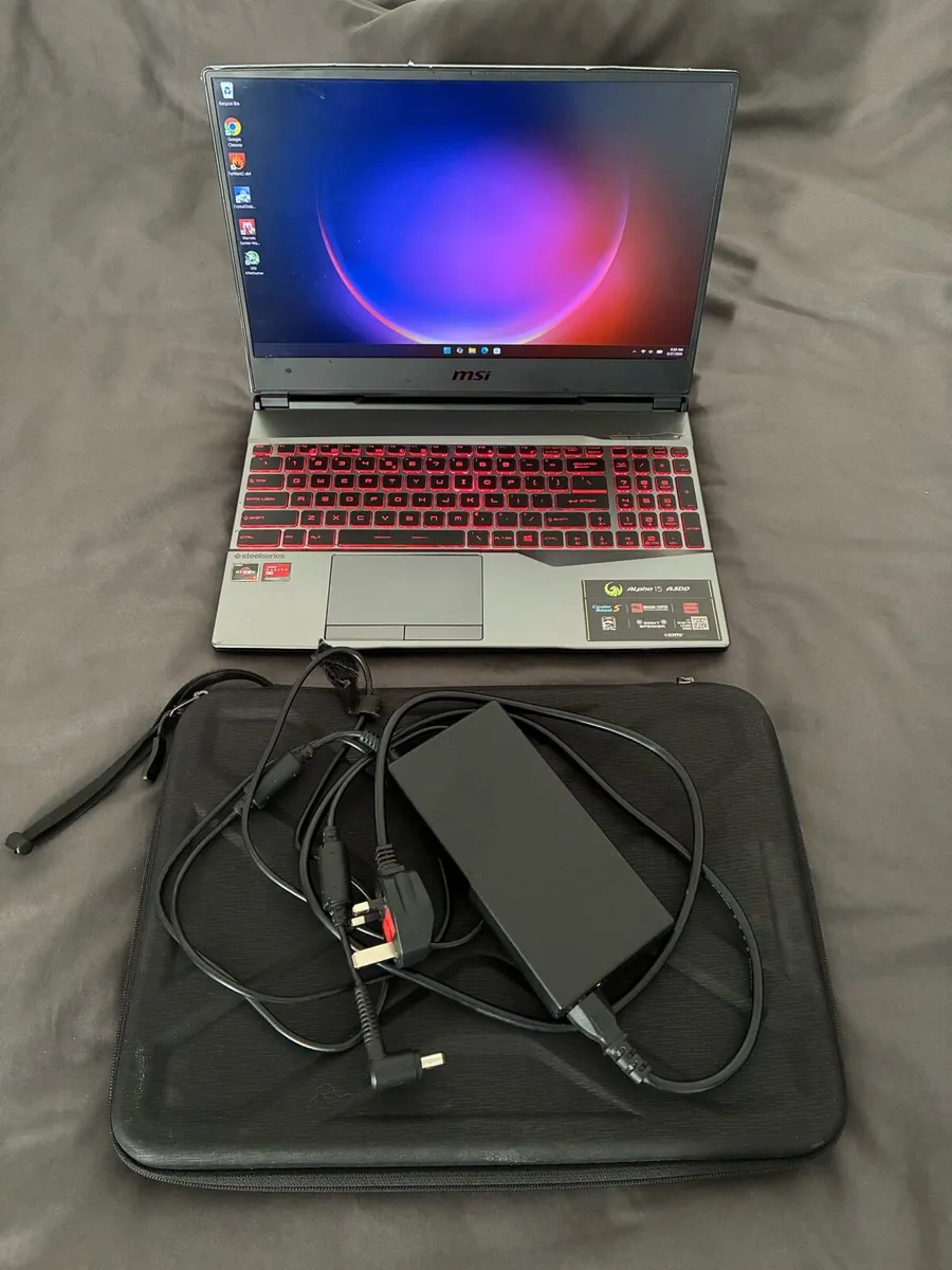 MSI Gaming Laptop 15,6” AMD Ryzen 7 - Image 1