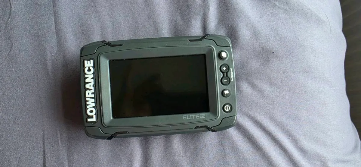 Lowrance Elite 5 Ti fishfinder/chartplotter  - Image 1