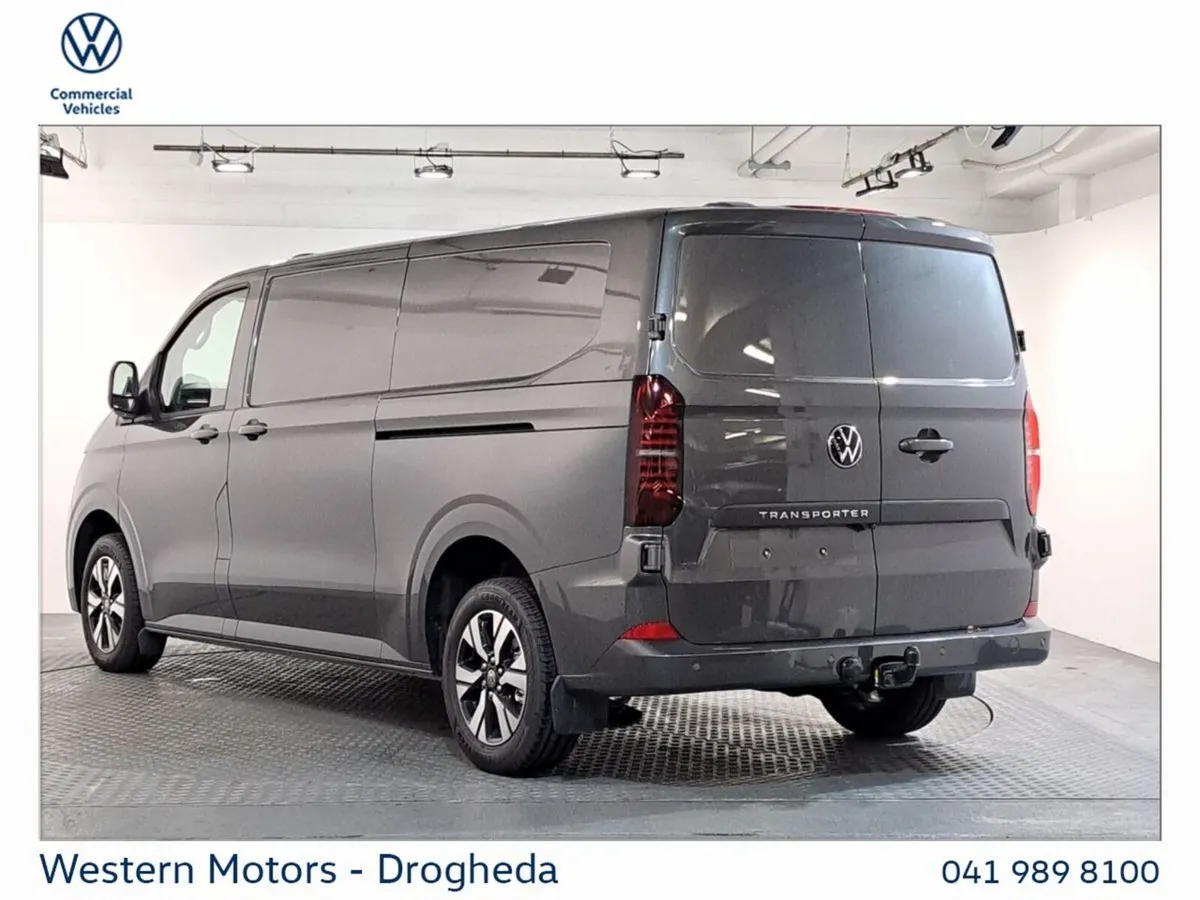 Volkswagen Transporter HIGHLINE 2.0TDI LWB 150BHP - Image 3