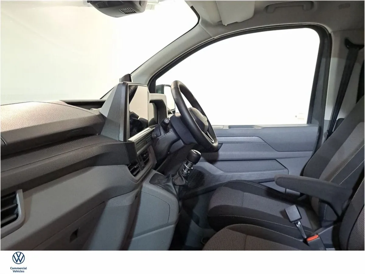 Volkswagen Transporter HIGHLINE 2.0TDI LWB 150BHP - Image 4