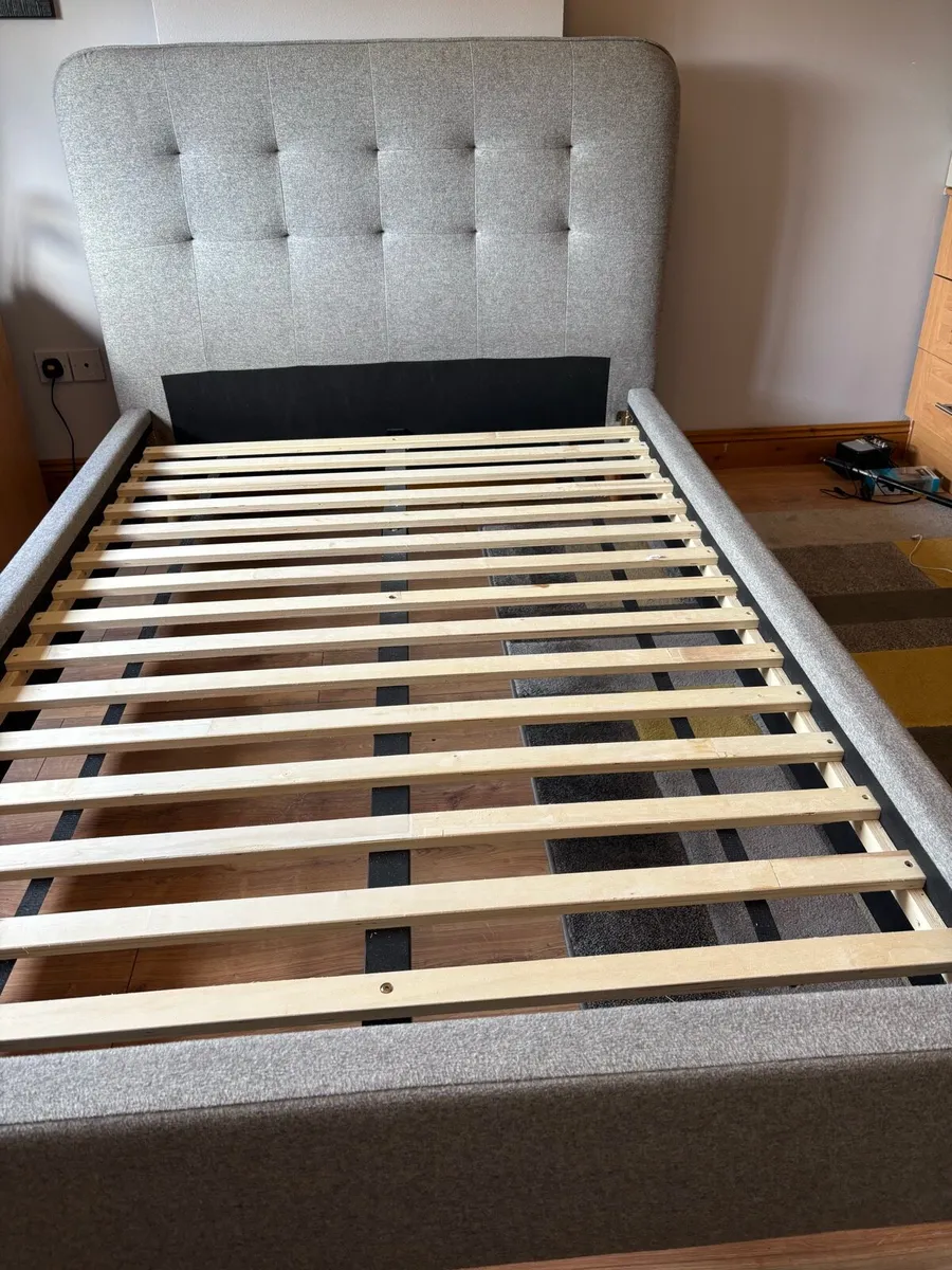 Bed - Image 2