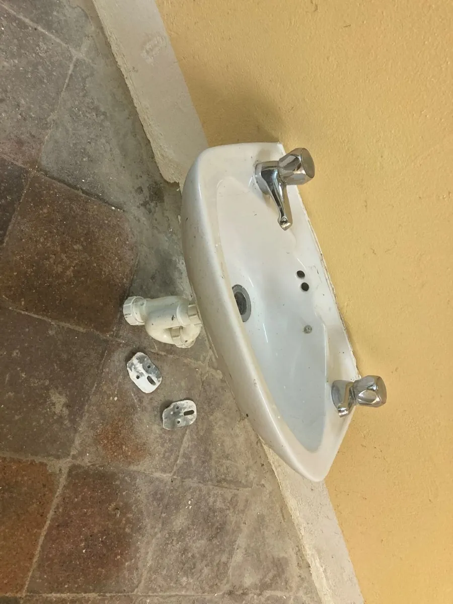 wash hand basin