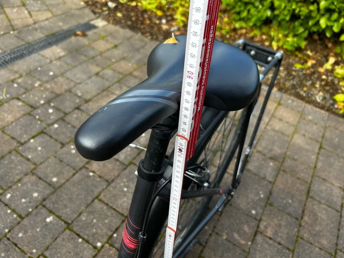 Girls Bicycle - Image 2