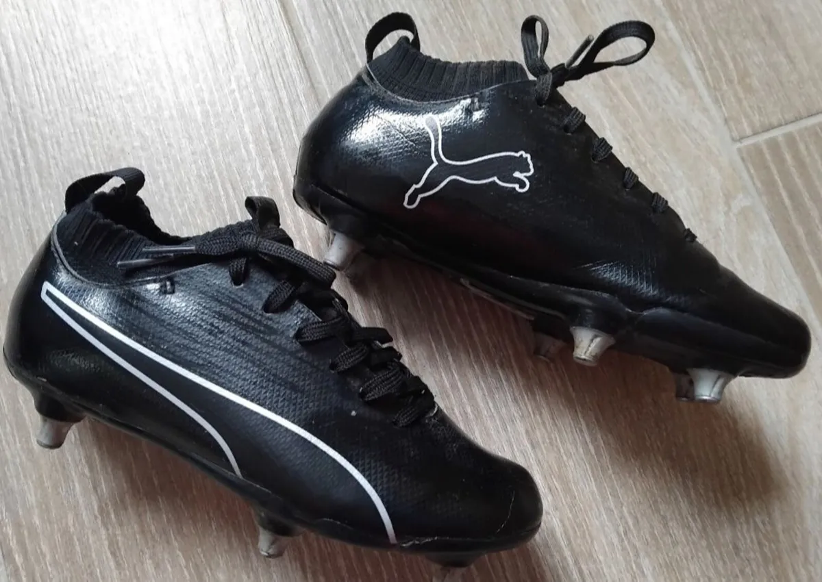 Puma Football Boots UK3 - Image 1
