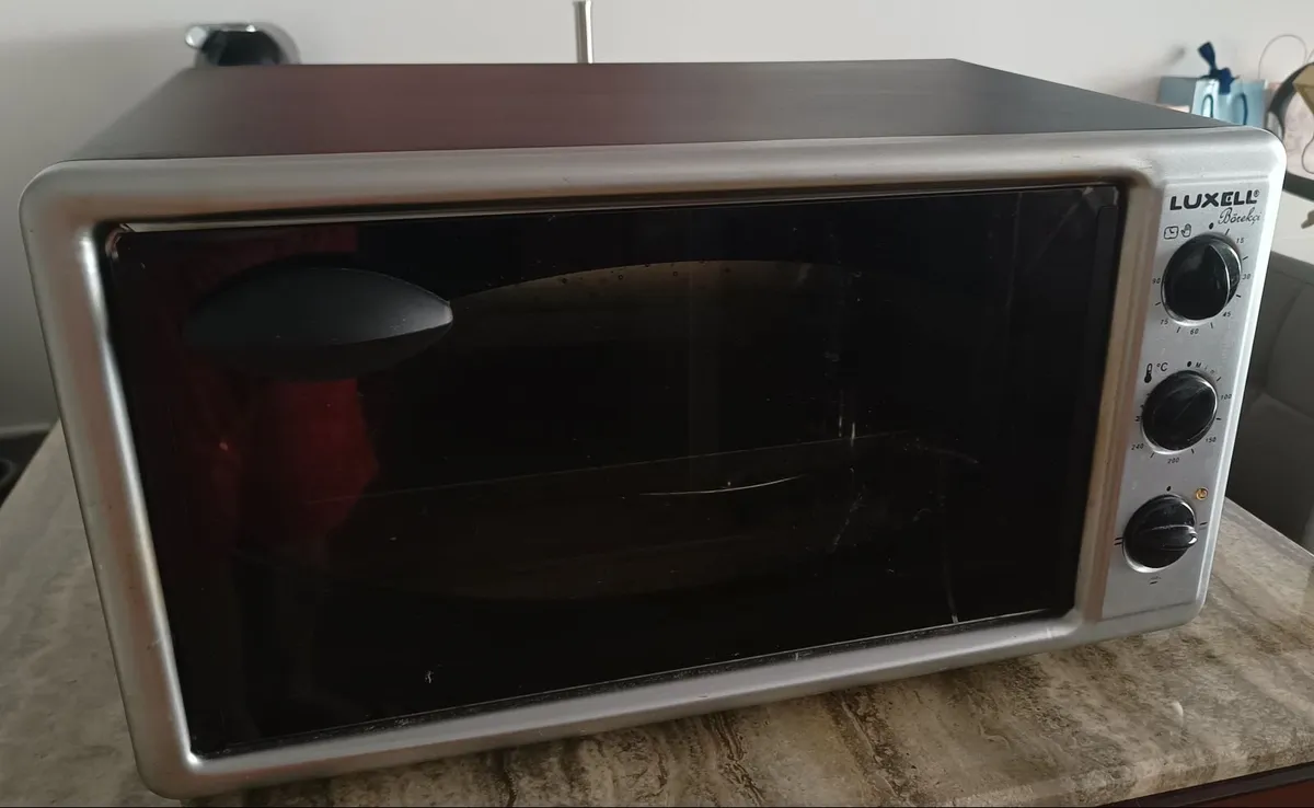 Free Big Oven Toaster - Image 1