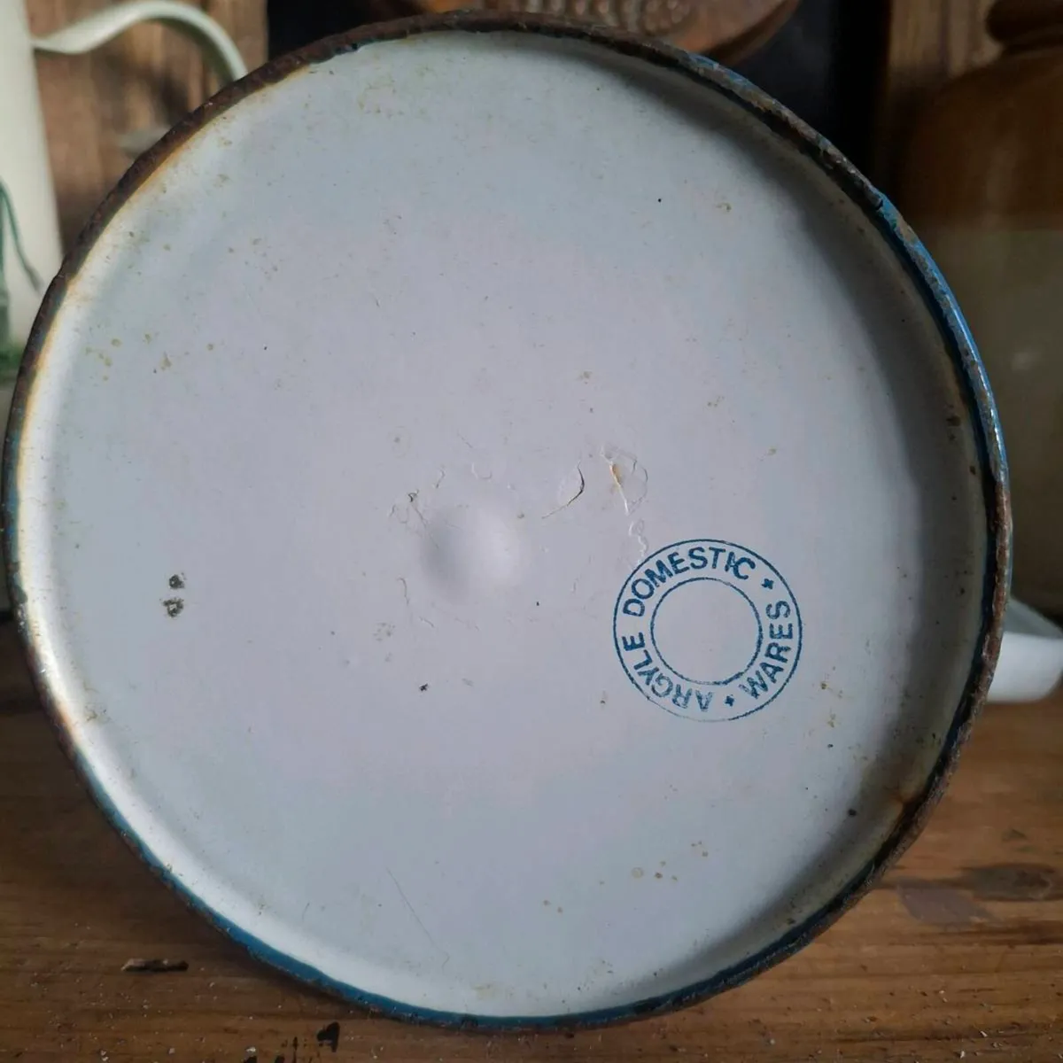 Vintage Enamel Jug (2 Litre) - Image 3