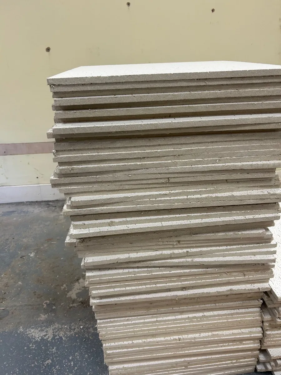 White ceiling tiles 600mm - Image 2