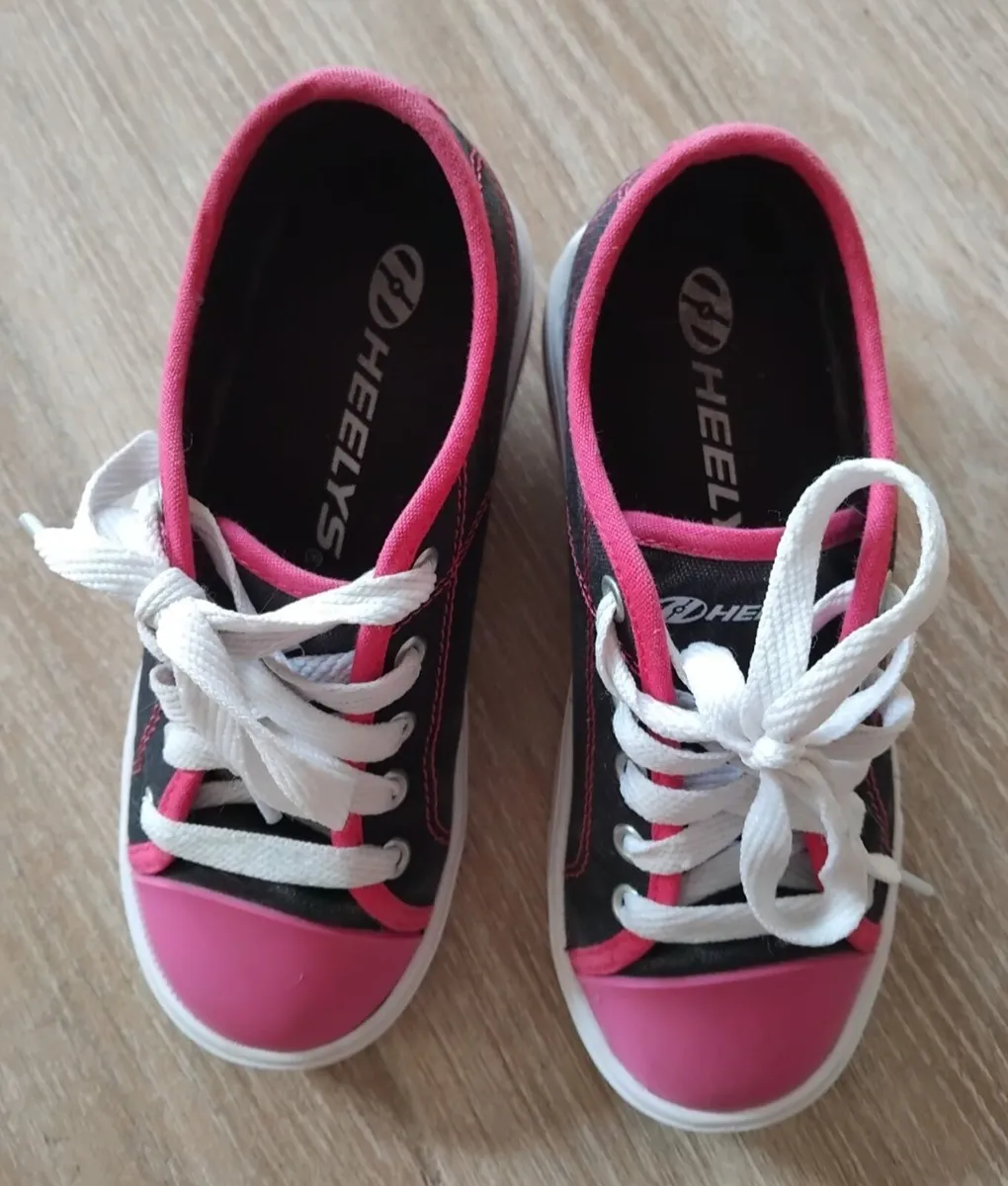 Pink & Black Heelys Skate Shoes, size C13 - Image 3