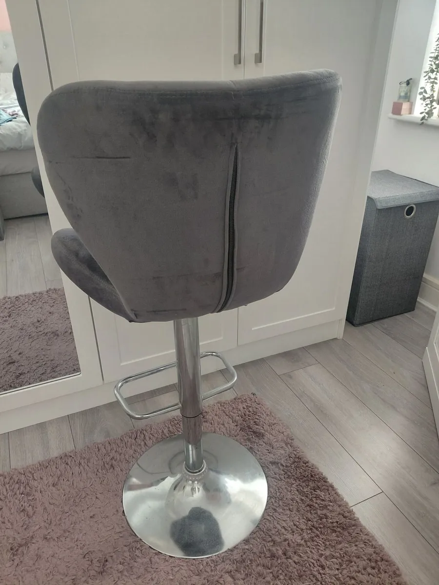 Barstool - Image 3