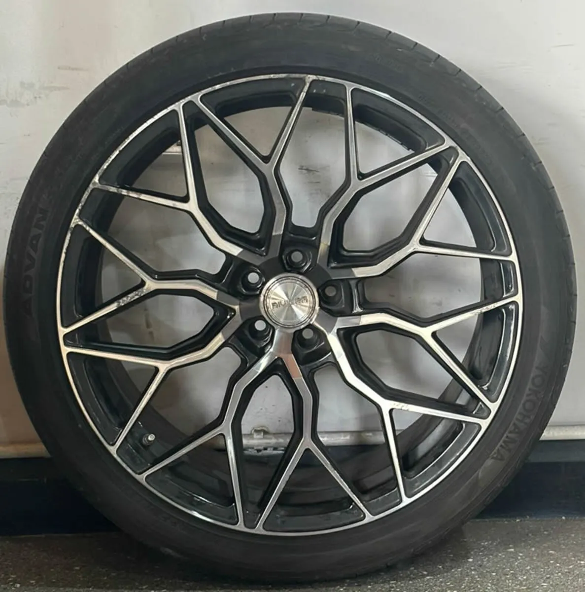 22" Riviera RF108 Wheels & Tyres For Porsche Macan - Image 4