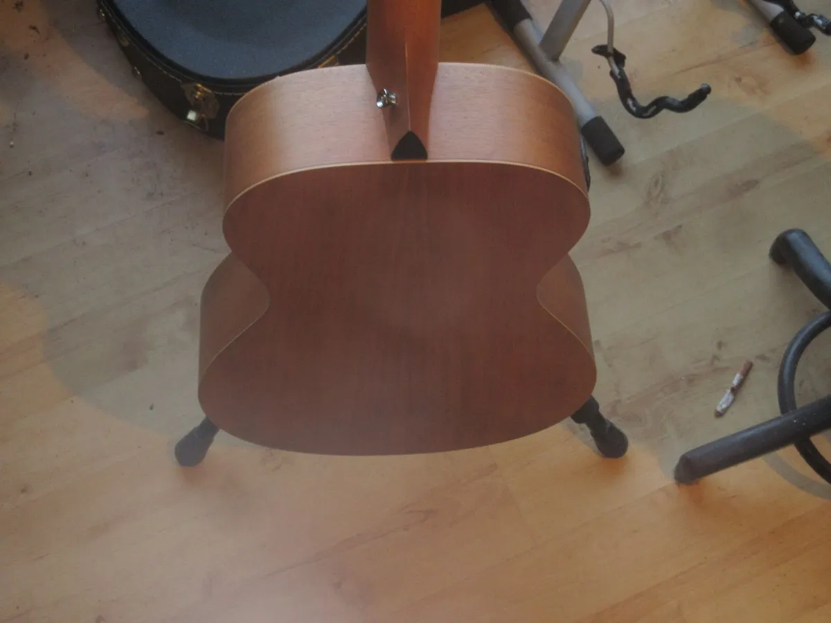 Taylor Academy 12e natural Guitar - Image 4