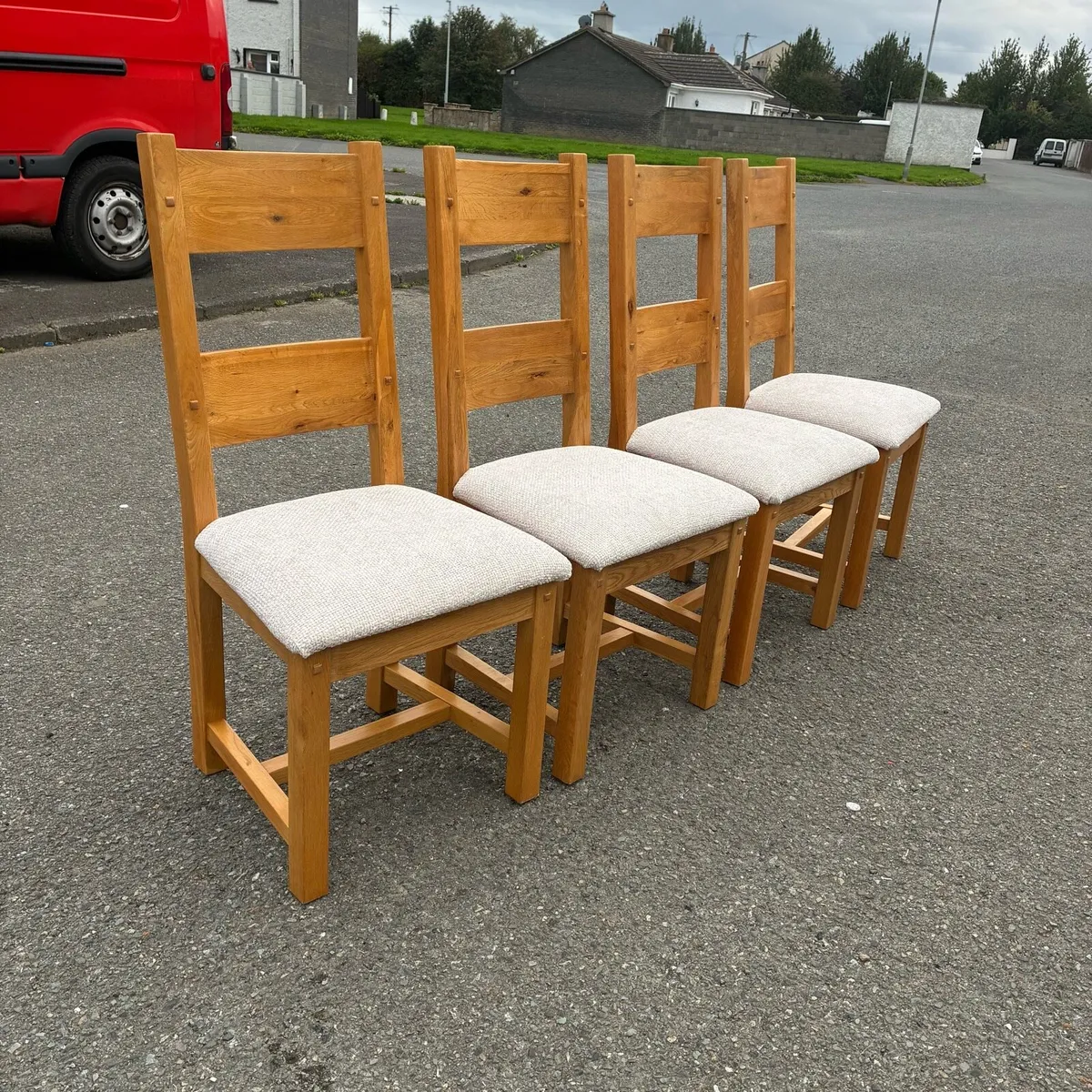 4 fab solid oak chairs newly recovered & table - Image 3