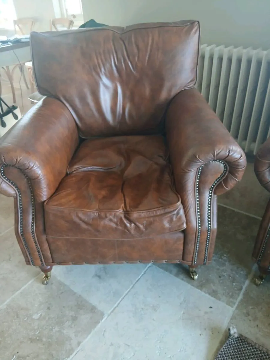 Leather Suite - Image 3
