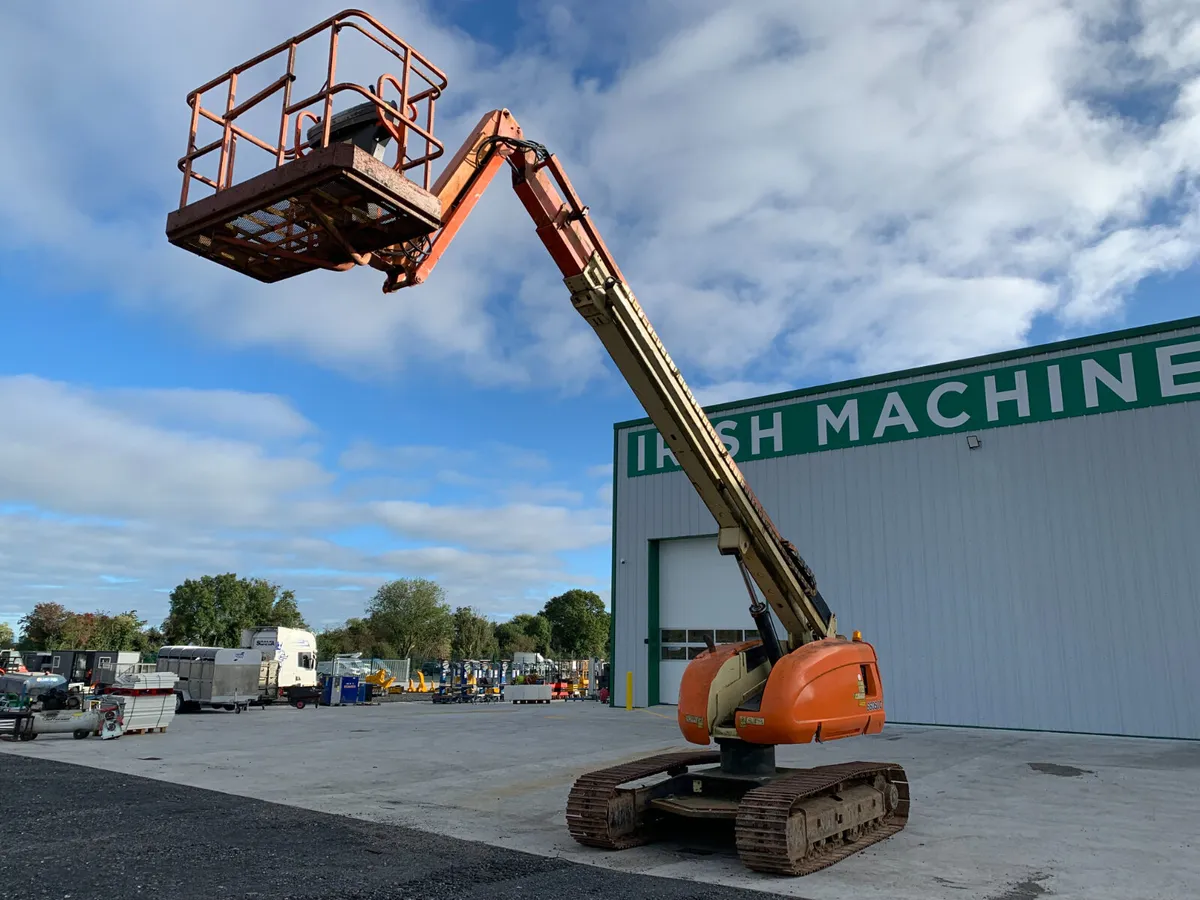 JLG 660S TRACKED DIESEL BOOM LIFT FOR AUCTION - Image 1