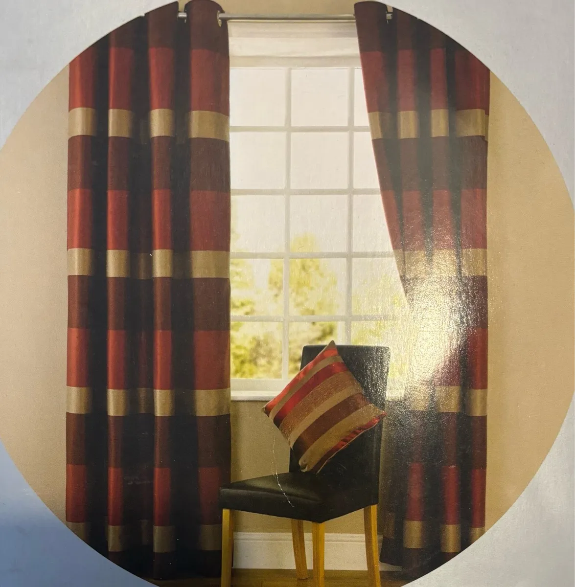 Two identical pairs of fully lined eyelet curtains - Image 1